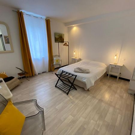 Argenton Sur Creuse Chambre & Salle De Bain Privee - Lv 33 מראה חיצוני תמונה