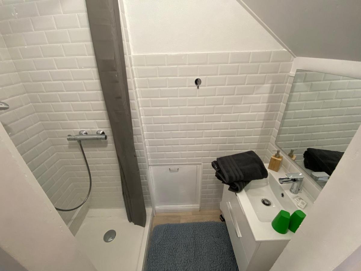 Argenton Sur Creuse Chambre & Salle De Bain Privee - Lv 33 מראה חיצוני תמונה