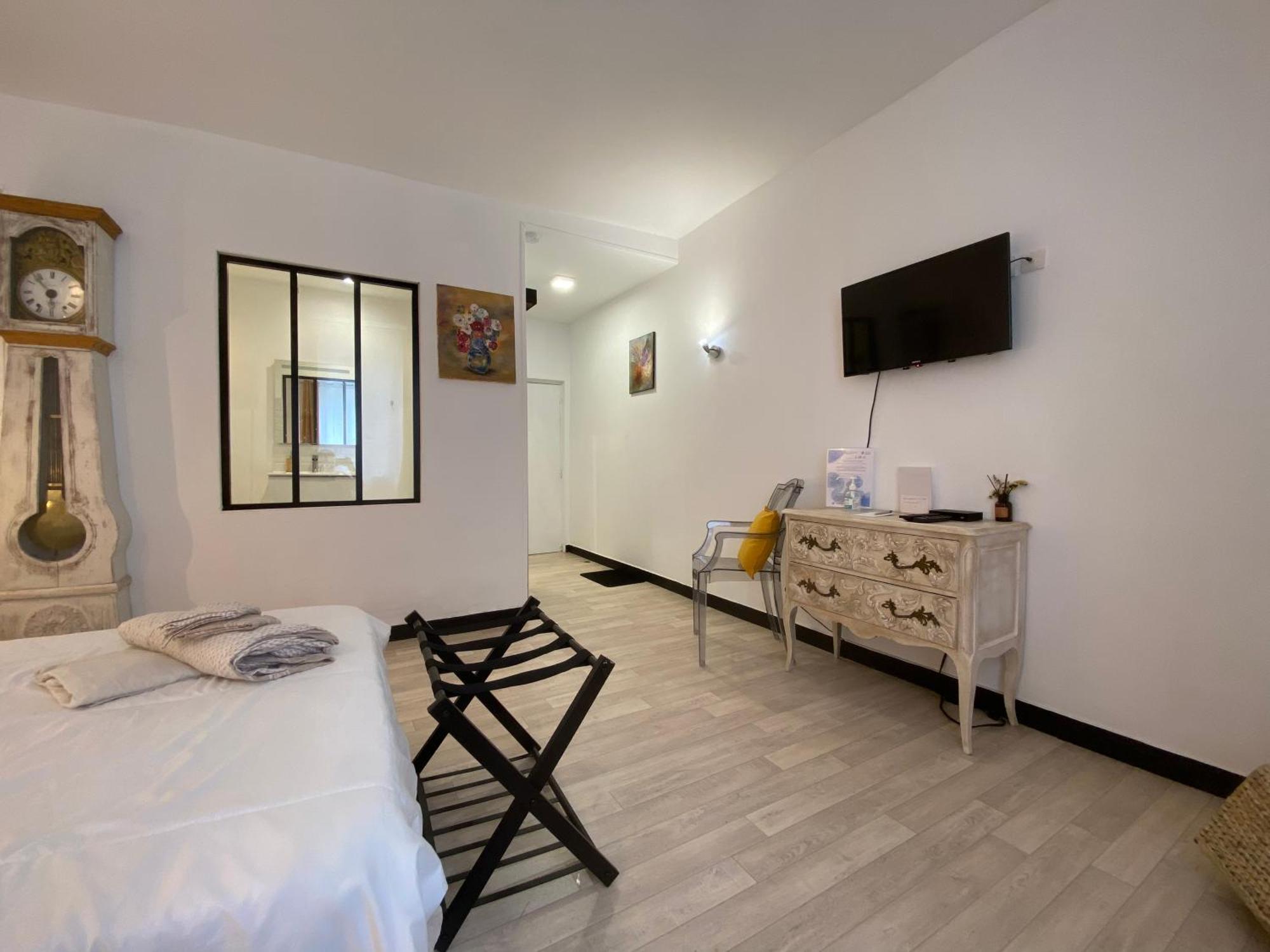 Argenton Sur Creuse Chambre & Salle De Bain Privee - Lv 33 מראה חיצוני תמונה